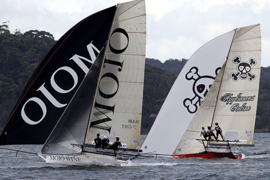 sailing-jj-giltinan-2012-13-race-01